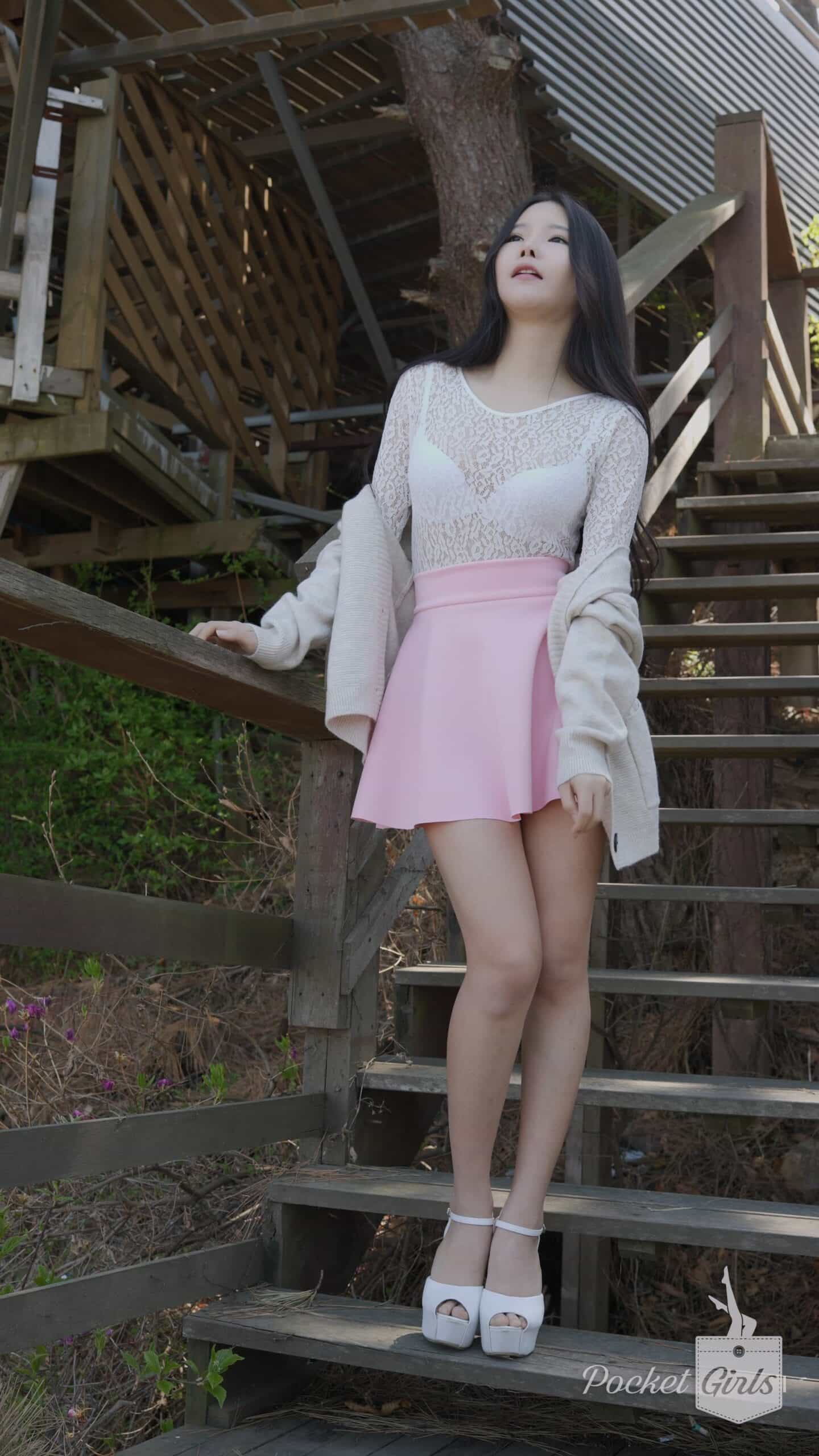 At a Resort, Yeonji, Part.1 - #0472