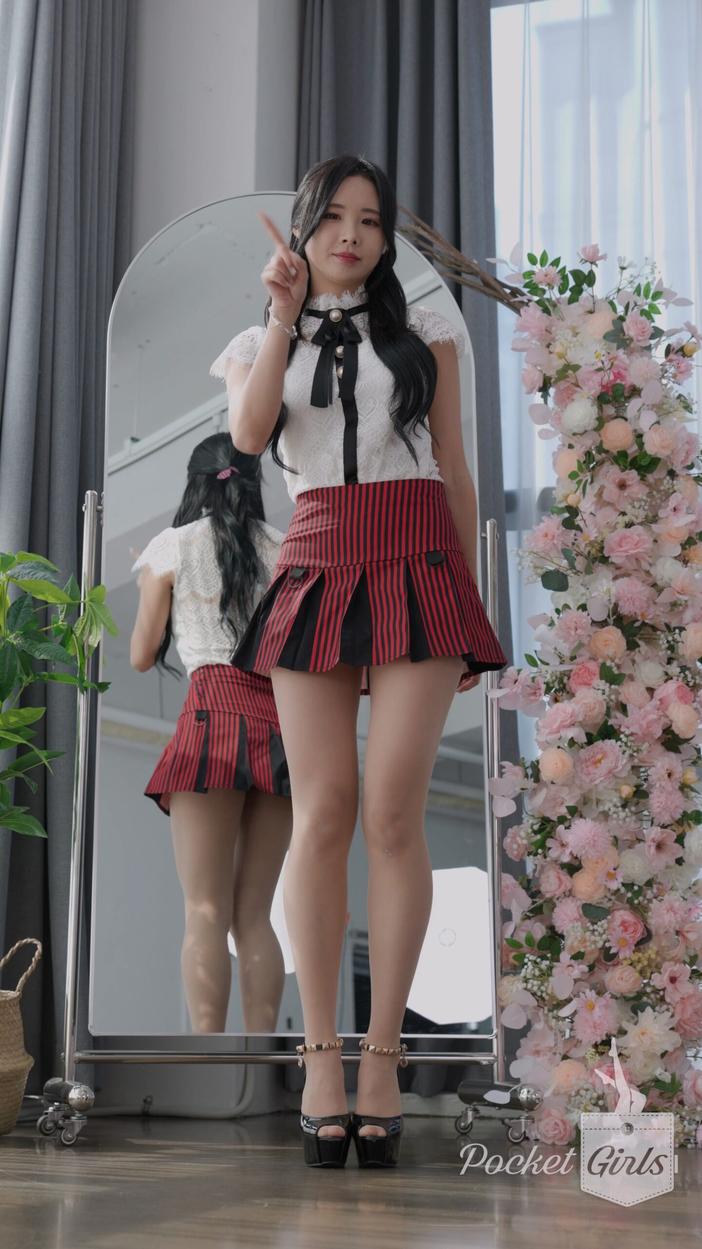 Miniskirts Dance, Habin, Part.2a - #0805