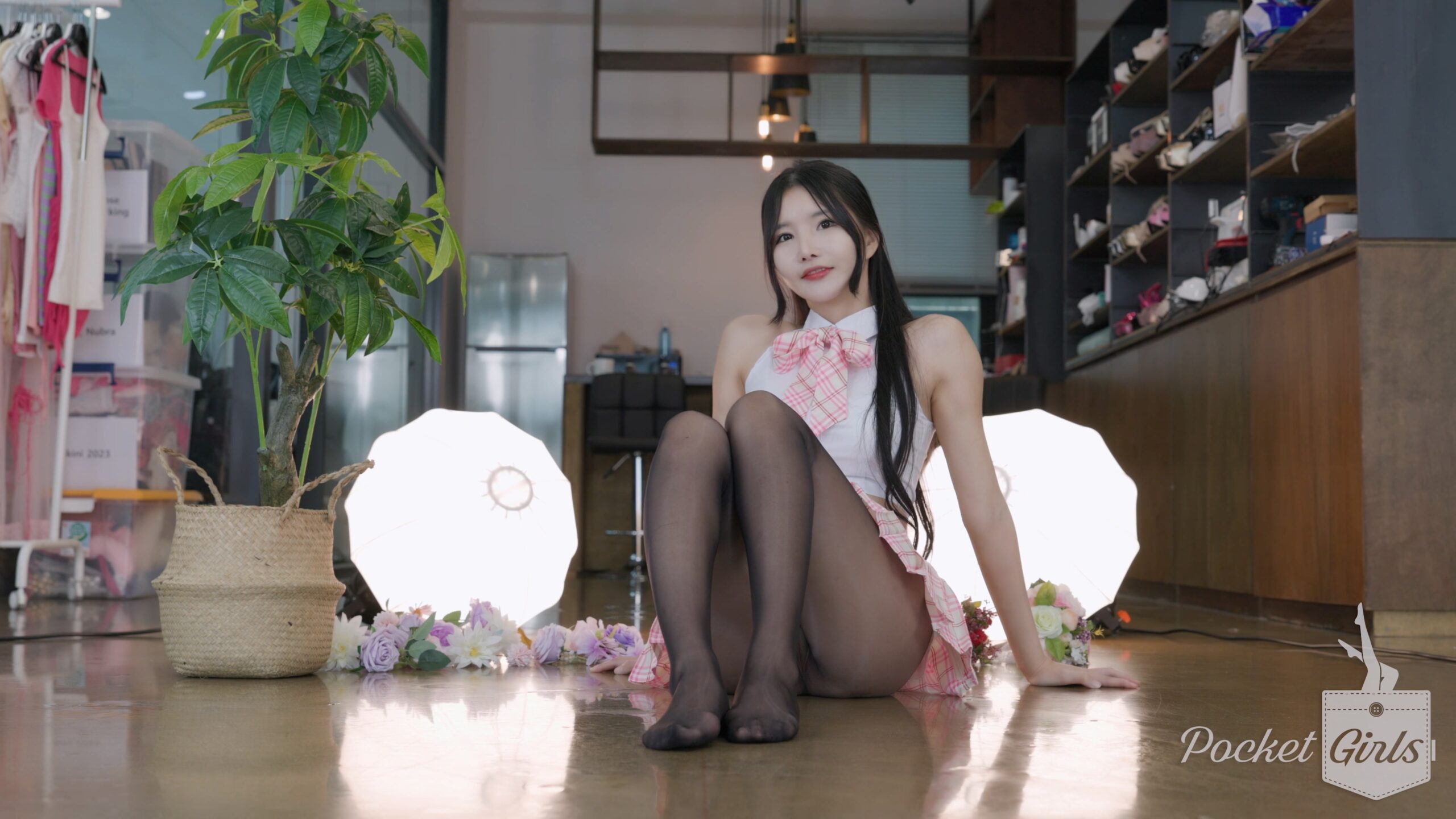 Celestial Chic in Black Stockings, Yeonji, Part.4 - #1055
